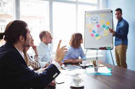 © WavebreakmediaMicro - Adobe Stock.com Meeting